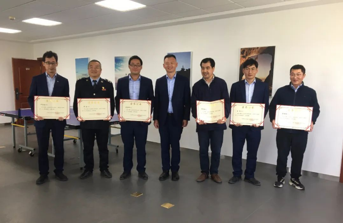 开云官方手机登录入口-开云(中国)
团委举办“庆五一、迎五四”球类联谊比赛(图4)