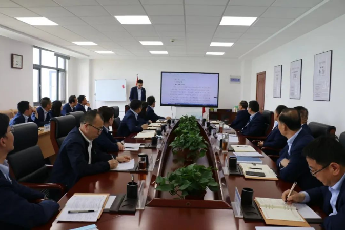 开云官方手机登录入口-开云(中国)
召开党委理论中心组集体学习会议(图2) 开云官方手机登录入口-开云(中国)
召开党委理论中心组集体学习会议(图2)