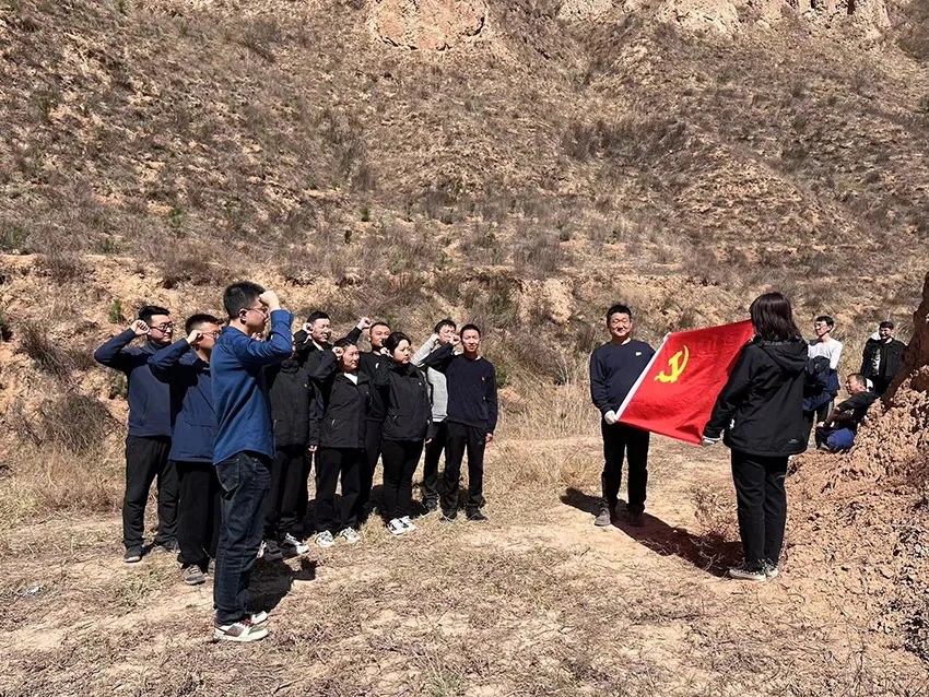 开云官方手机登录入口-开云(中国)
开展义务植树活动(图3) 开云官方手机登录入口-开云(中国)
开展义务植树活动(图3)